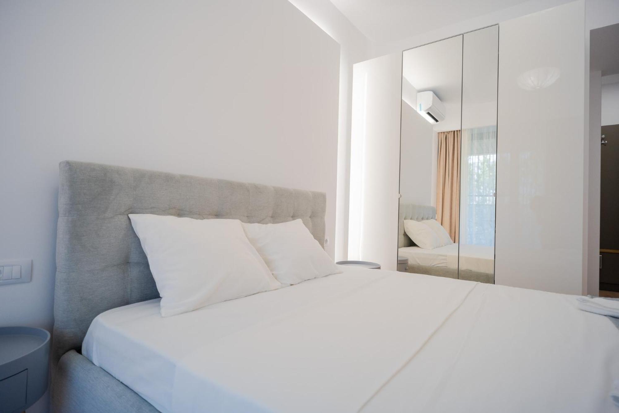 Amazing View Apartments - Iuliu Maniu & Politehnica Park Bucareste Exterior foto
